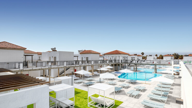 Broncemar Beach Suites Hotel